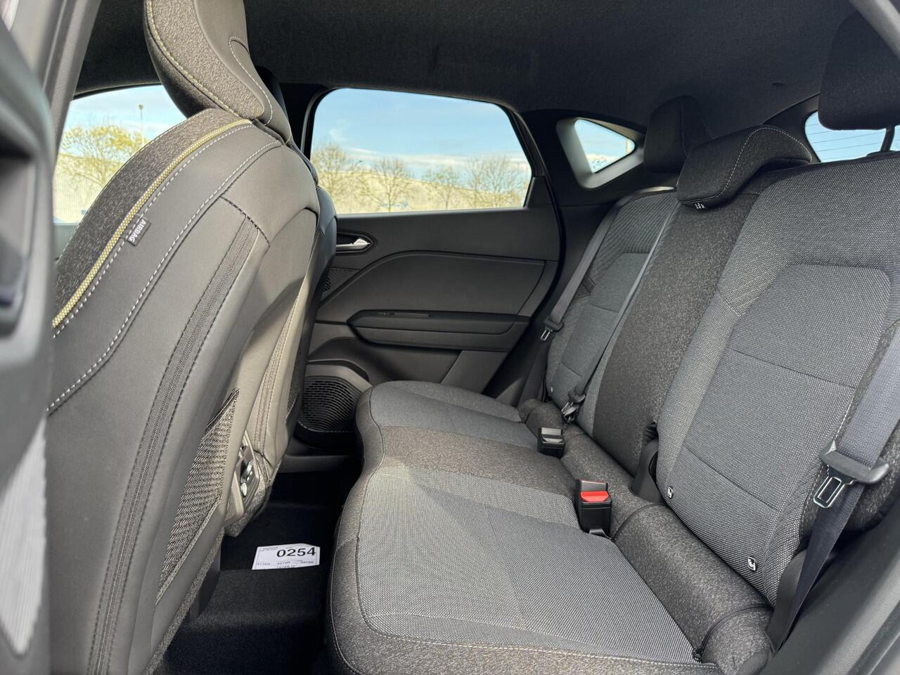 Mitsubishi ASX 1.8 HEV AT Intense+