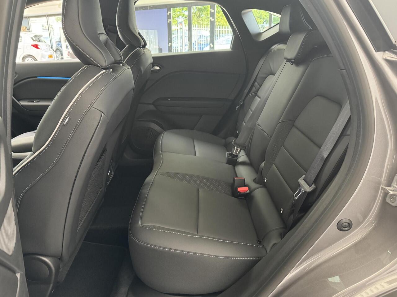 Mitsubishi ASX 1.8 HEV AT Instyle | Navigatie | 360° Camera | Panoramadak | Harman / Kardon | Adaptive Cruise Control |