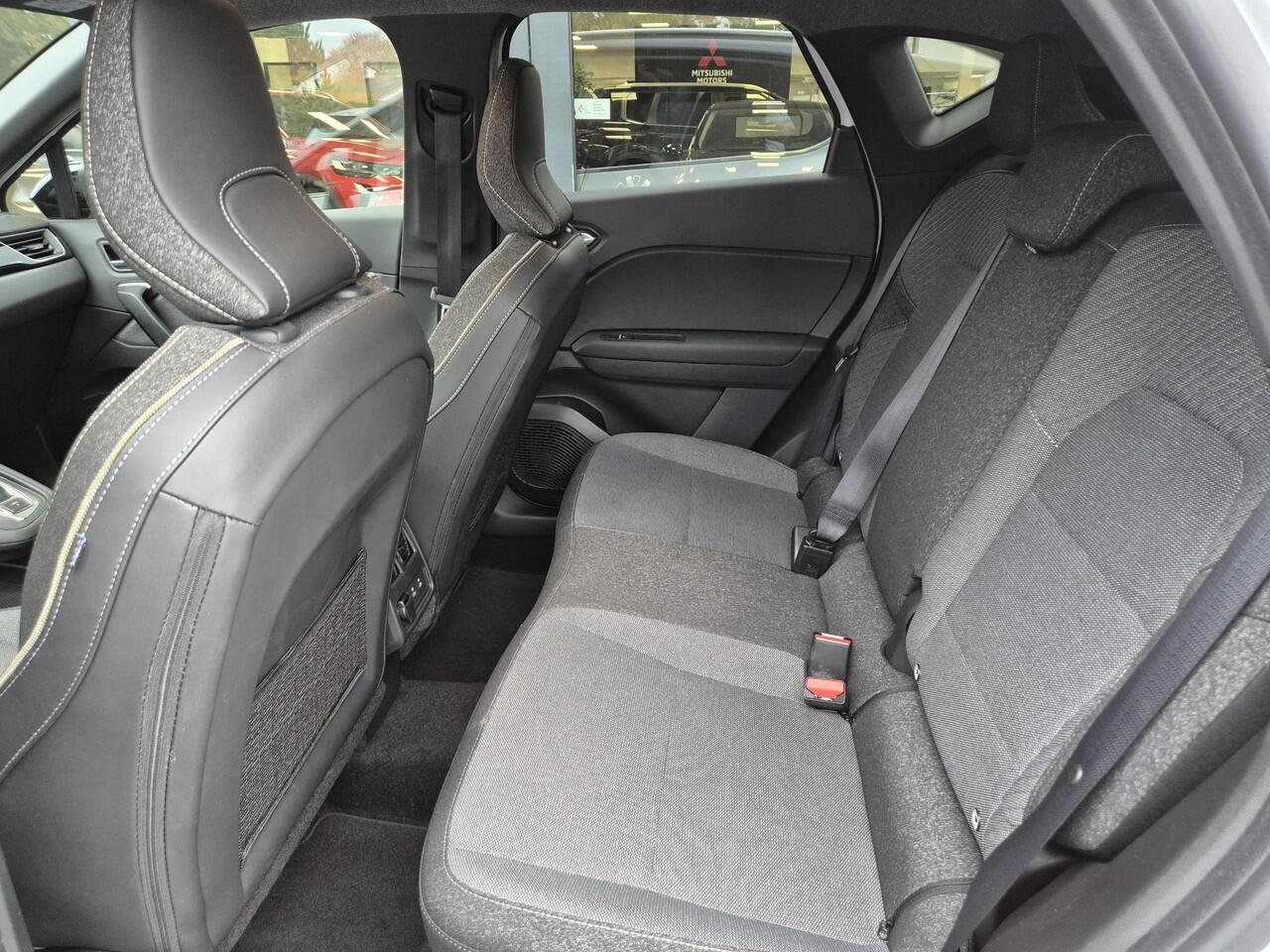 Mitsubishi ASX 1.3 DCT First Edition | Camera | Navigatie |