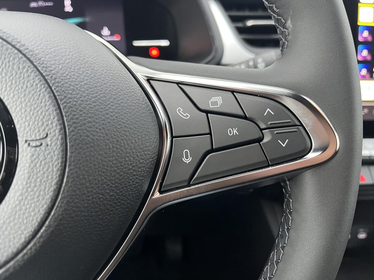 Mitsubishi ASX 1.8 HEV AT Intense / ¤ 3.000,- Voordeel op de Nieuwprijs / Prijs is Rijklaar / Direct Leverbaar / 8 Jaar Fabrieksgarantie /