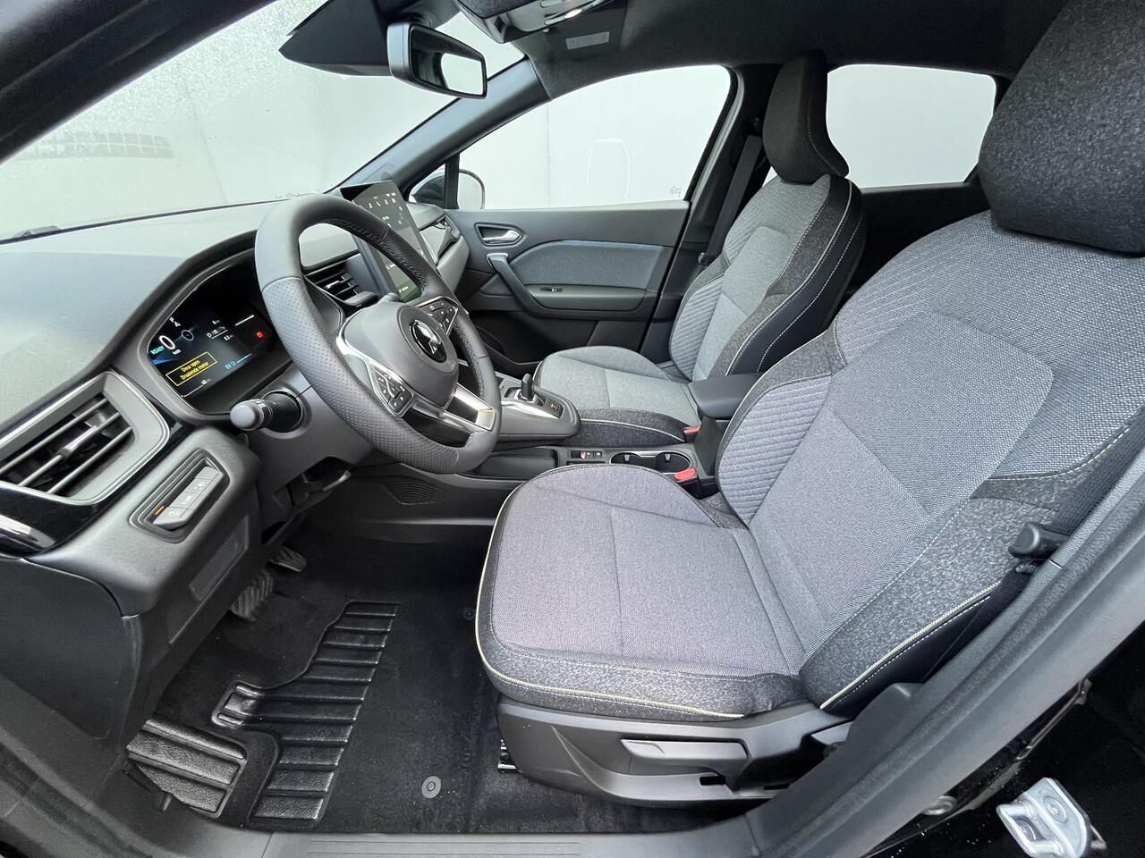 Mitsubishi ASX 1.8 HEV AT Intense+ / ¤3.000,- Voordeel Op de Nieuwprijs / NIEUW uit voorraad leverbaar! / Achteruitrijcamera / Navigatie via Apple Carplay & Android Auto / Stuur- en Stoelverwarming / Keyless Entry & Start / Adaptieve Cruise Control / Climate Control / V