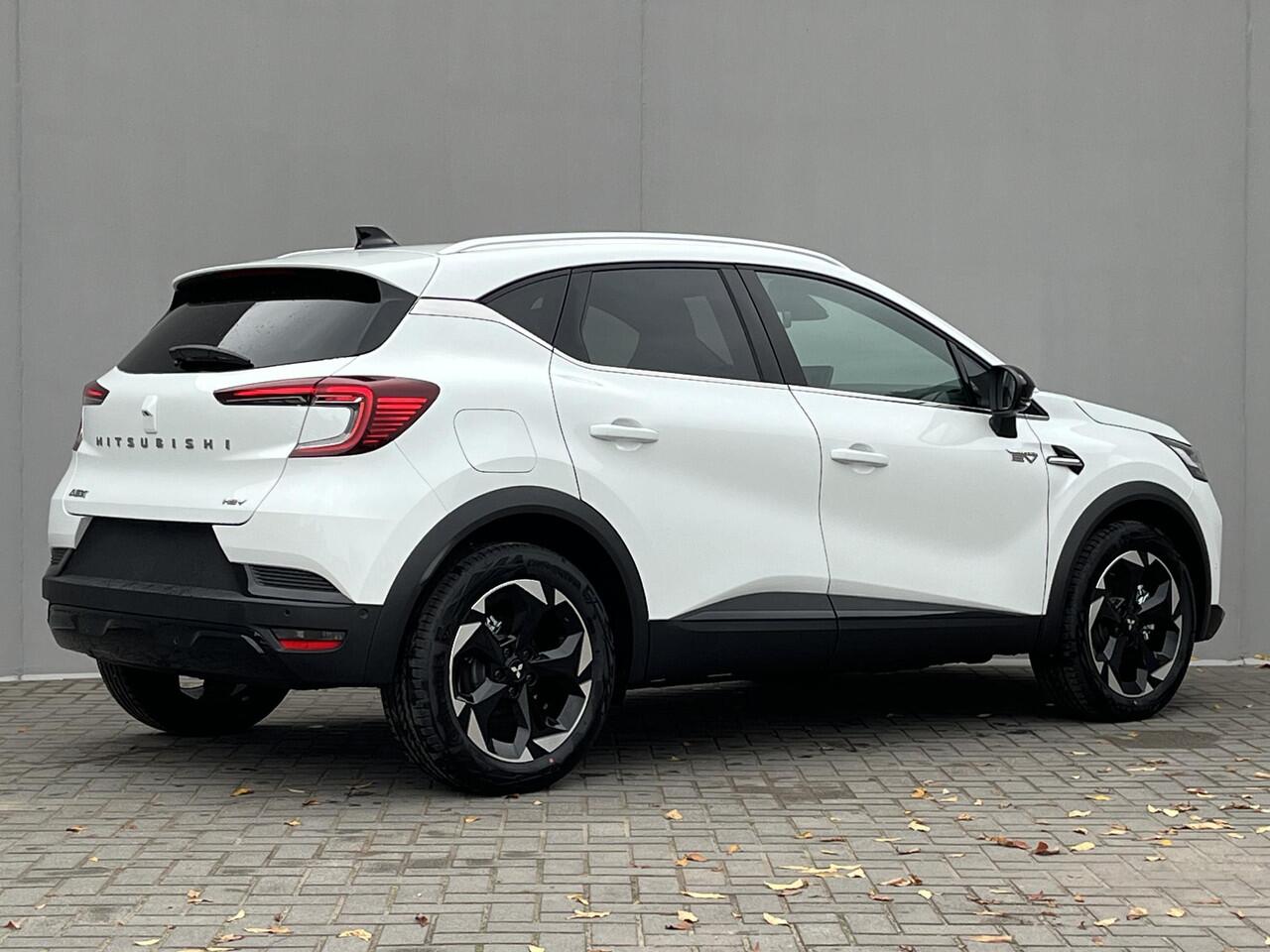 Mitsubishi ASX 1.8 HEV AT Intense+ / ¤ 3.000,- Voordeel op de Nieuwprijs / 8 Jaar Fabrieksgarantie / Achteruitrijcamera / Stuur- en Stoelverwarming / Voorruitverwarming / Keyless Entry & Start / Navigatie via Apple Carplay & Android Auto / Adaptieve Cruise Control / Cl