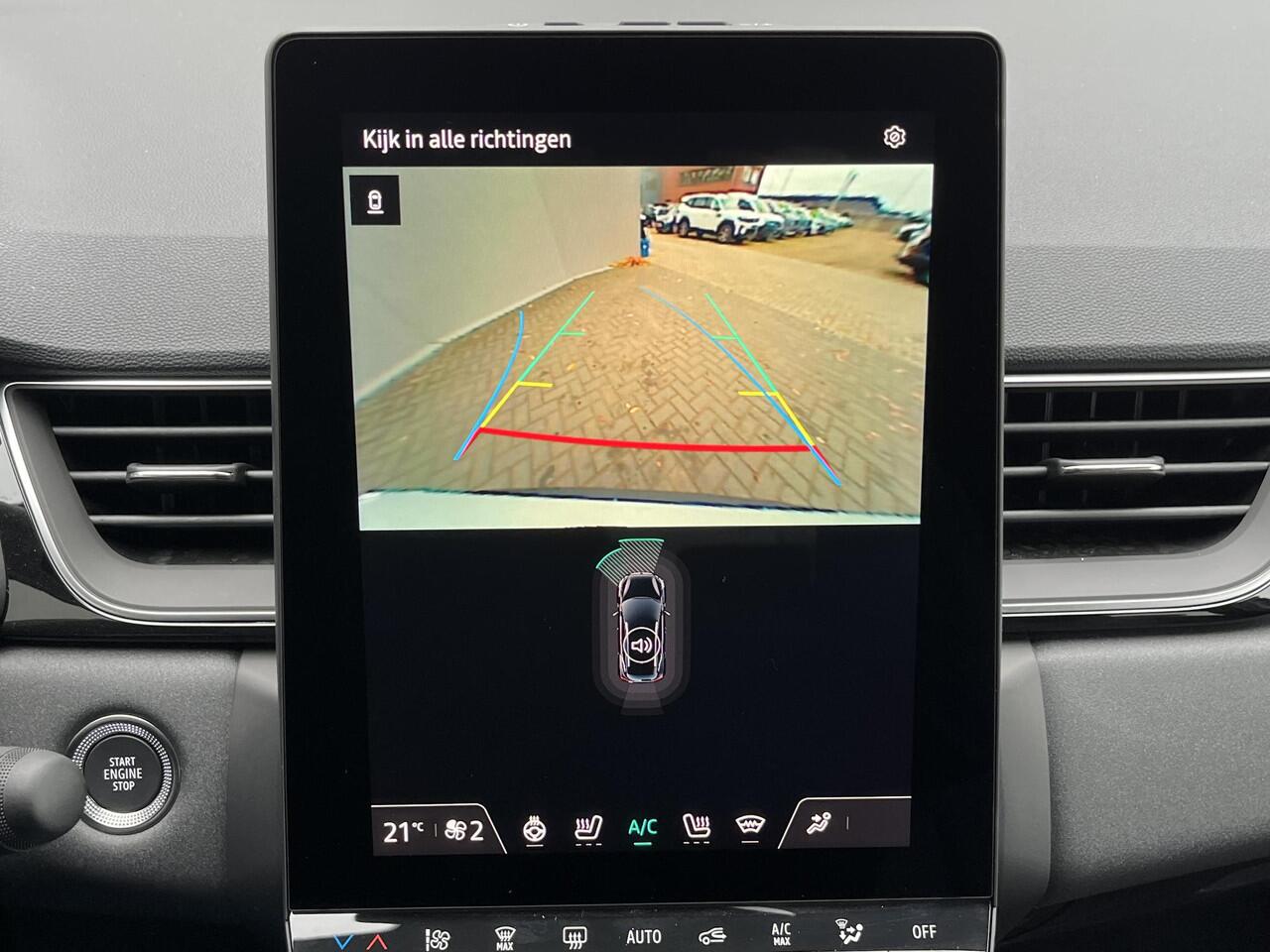 Mitsubishi ASX 1.8 HEV AT Intense+ / ¤ 3.000,- Voordeel op de Nieuwprijs / 8 Jaar Fabrieksgarantie / Achteruitrijcamera / Stuur- en Stoelverwarming / Voorruitverwarming / Keyless Entry & Start / Navigatie via Apple Carplay & Android Auto / Adaptieve Cruise Control / Cl