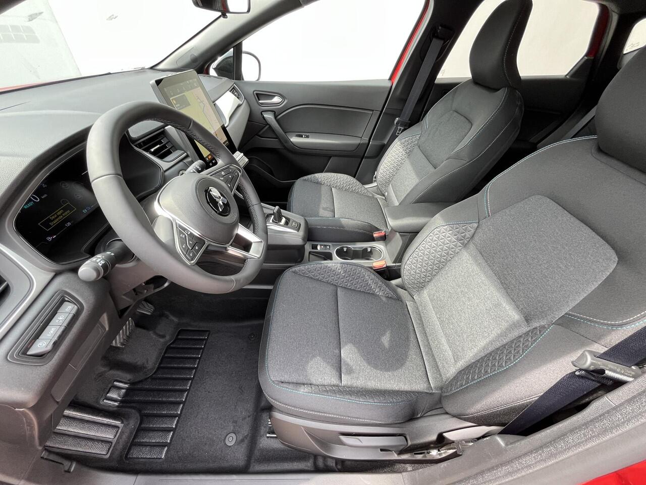 Mitsubishi ASX 1.8 HEV AT Intense Automaat / ¤3000,- Voordeel Op de Nieuwprijs / NIEUW uit voorraad leverbaar! / Achteruitrijcamera / Navigatie via Apple Carplay & Android Auto / Keyless Entry & Start / Verwarmde Voorstoelen / Cruise- en Climate Control / Parkeersensore