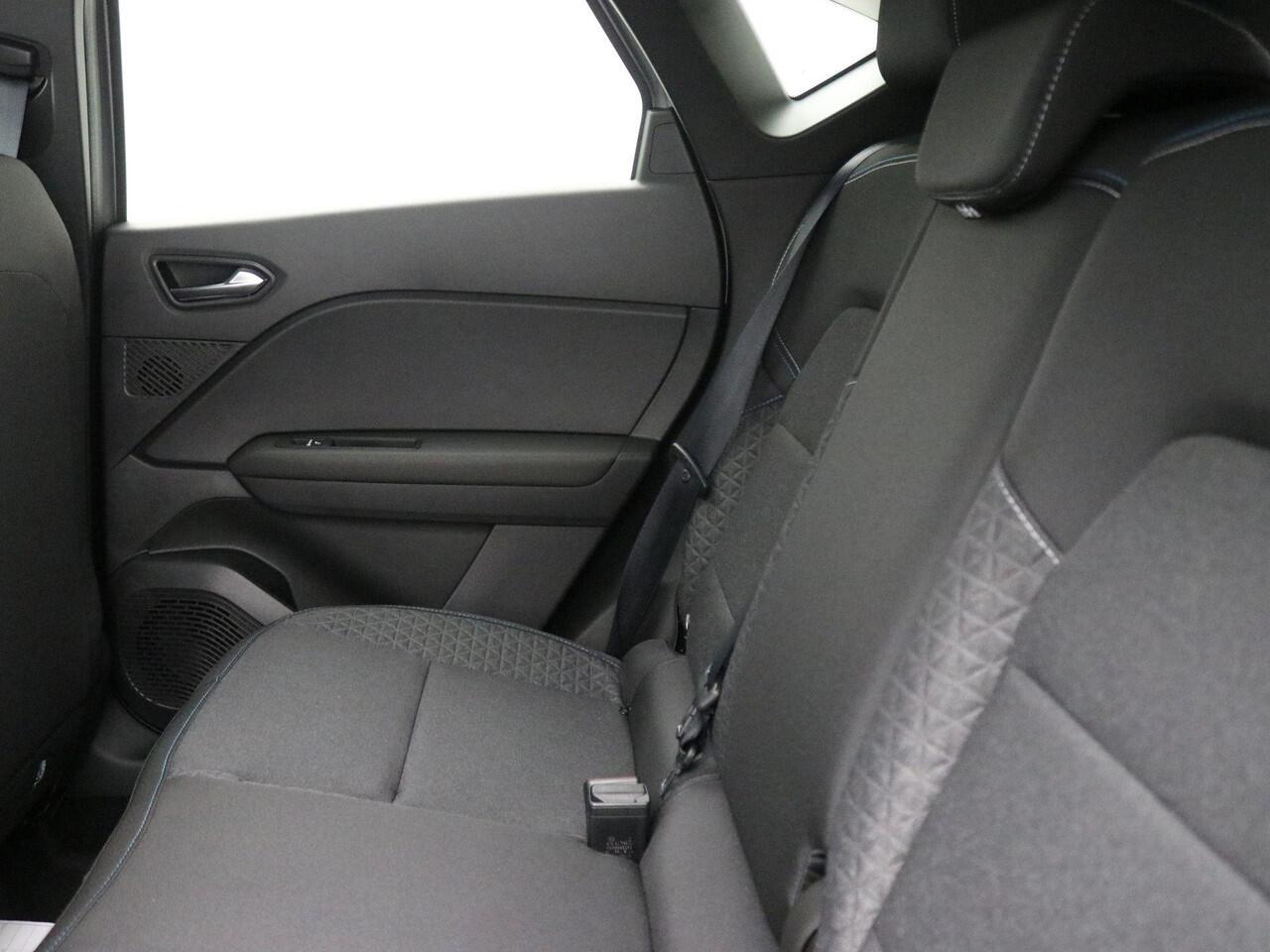 Mitsubishi ASX 1.8 HEV AT Intense / All Season banden / Prijs is Rijklaar / Direct Leverbaar / 8 Jaar Fabrieksgarantie /