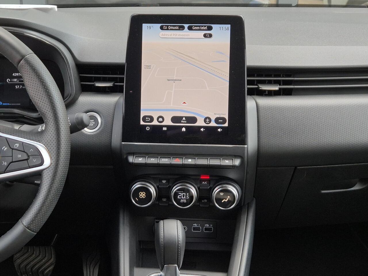 Mitsubishi COLT 1.6 HEV First Edition