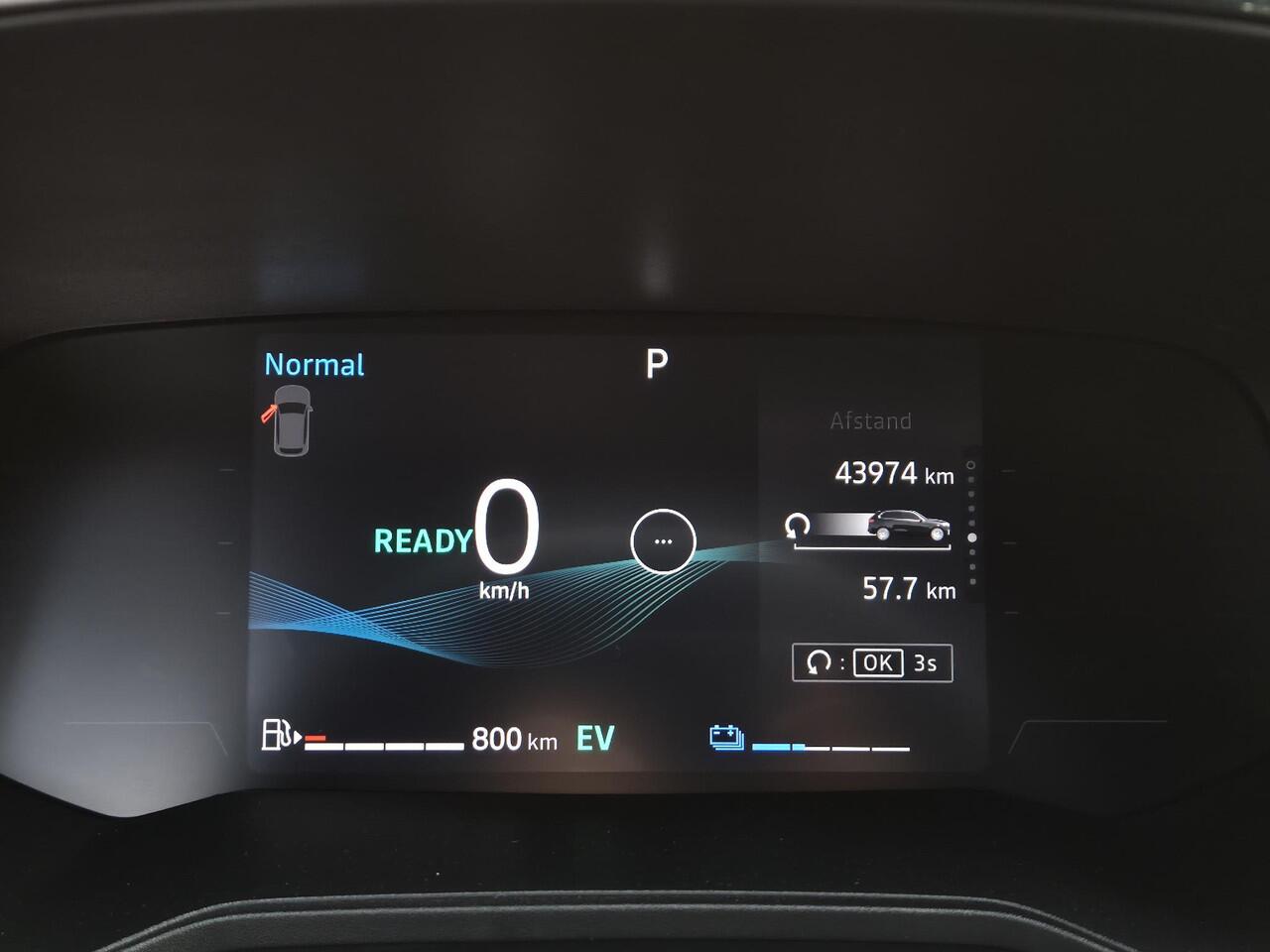 Mitsubishi COLT 1.6 HEV First Edition