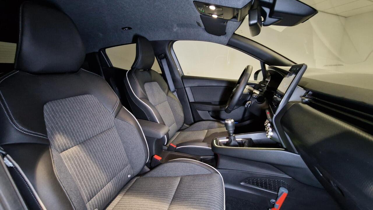 Mitsubishi COLT 1.0T Instyle | Navigatie | Stoel + Stuur Verwarming | 360 Camera | Bose