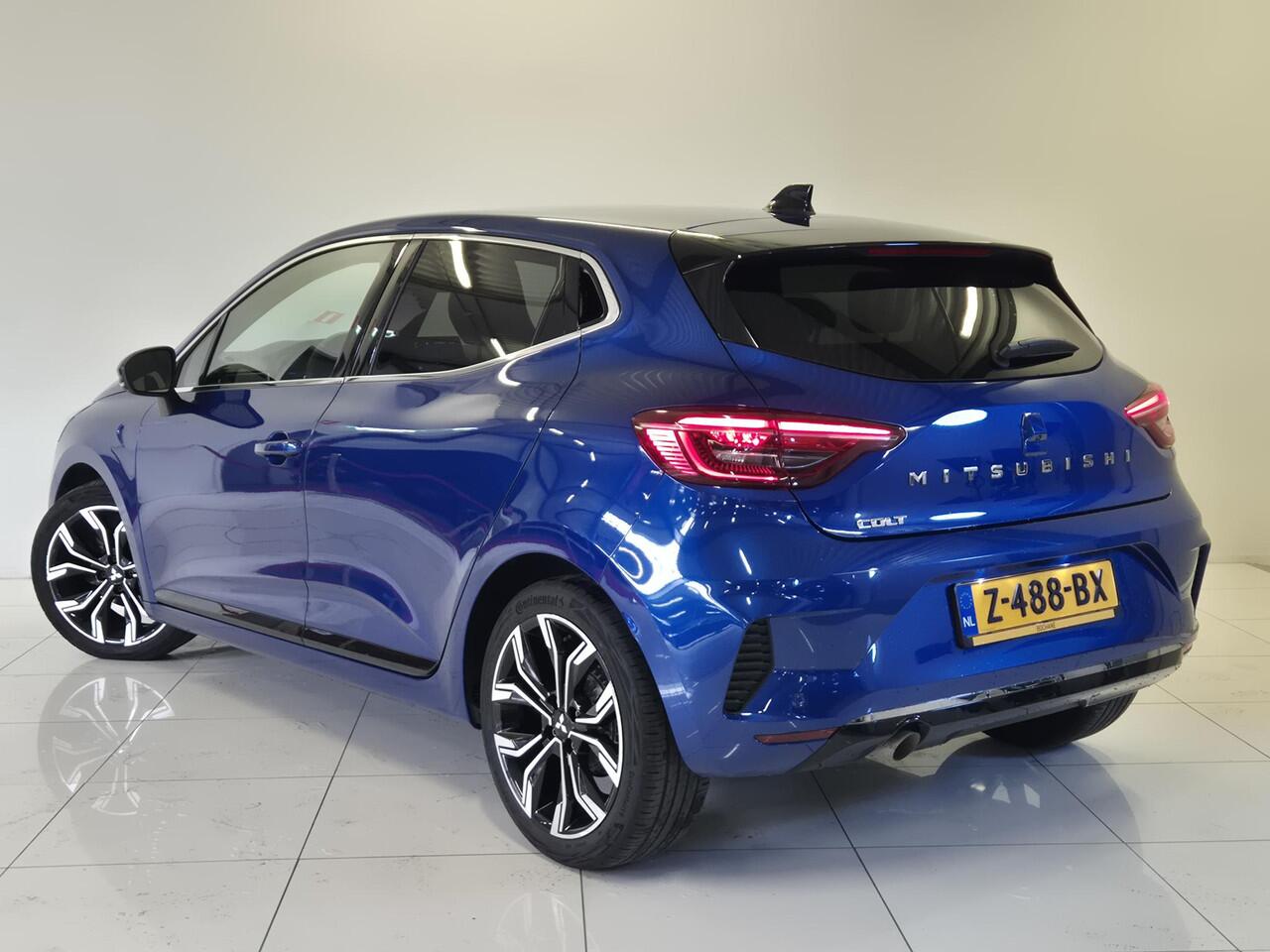 Mitsubishi COLT 1.0T MT First Edition | Navigatie | Achteruitrijcamera | Stoelvewarming |