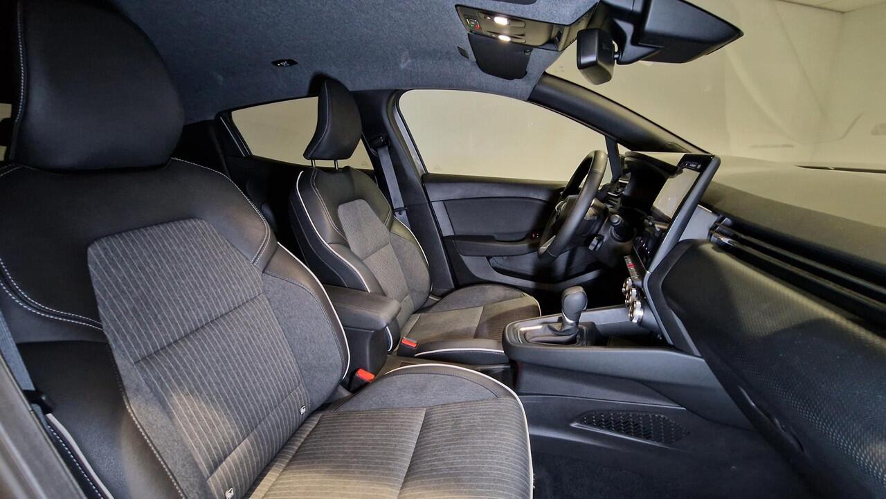 Mitsubishi COLT 1.6 Hybrid 145PK Automaat First Edition | Navigatie | Adaptieve cruisecontrol |