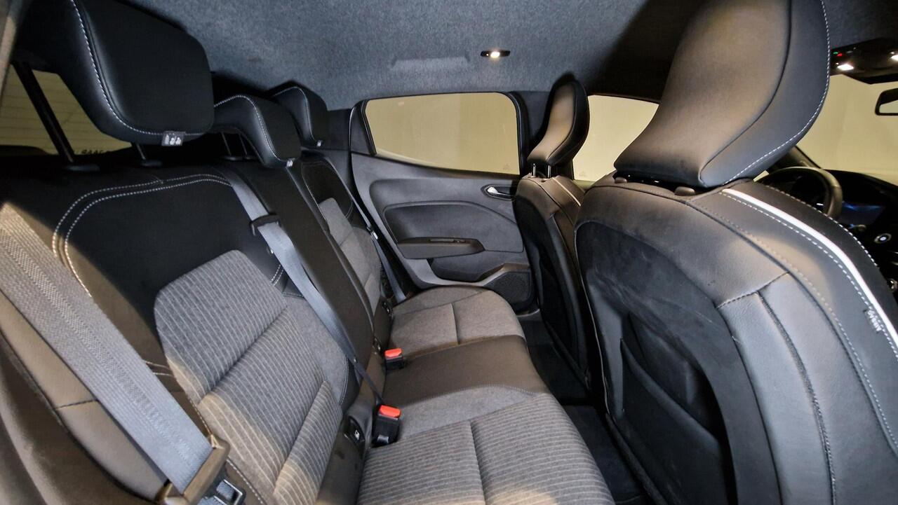 Mitsubishi COLT 1.6 Hybrid 145PK Automaat First Edition | Navigatie | Adaptieve cruisecontrol |