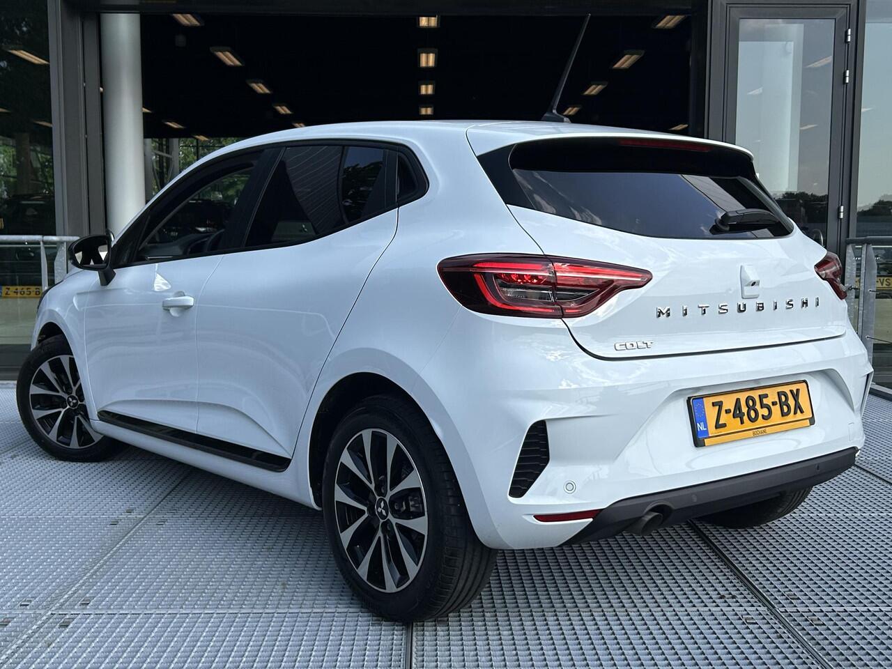 Mitsubishi COLT 1.0T MT Intense | Navigatie via Carplay/Android | Achteruitrijcamera |