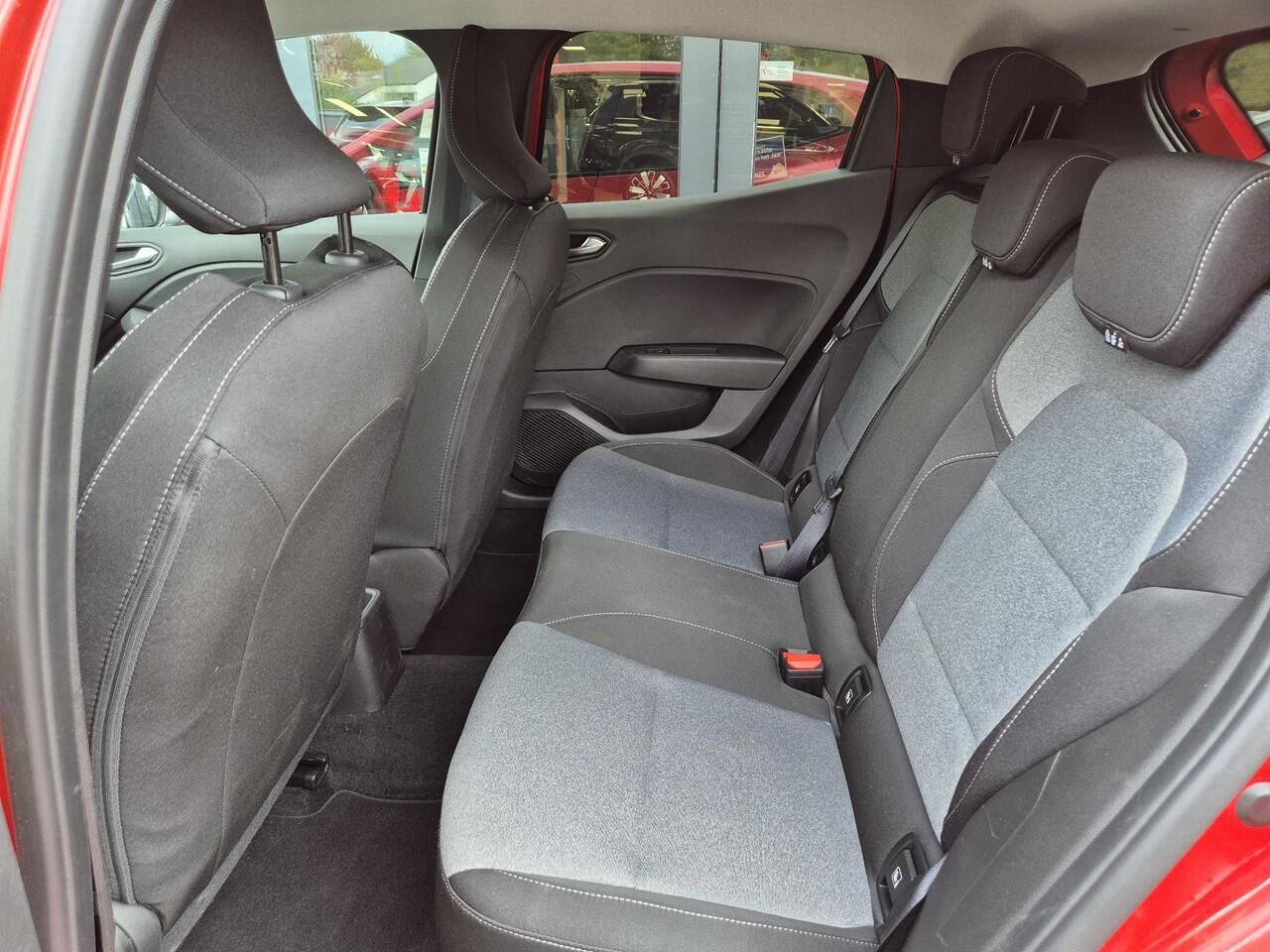 Mitsubishi COLT 1.0T MT Intense | 8 Jaar Fabrieksgarantie | Achteruitrijcamera | Parkeersensoren V+A | Apple CarPlay / Android Auto