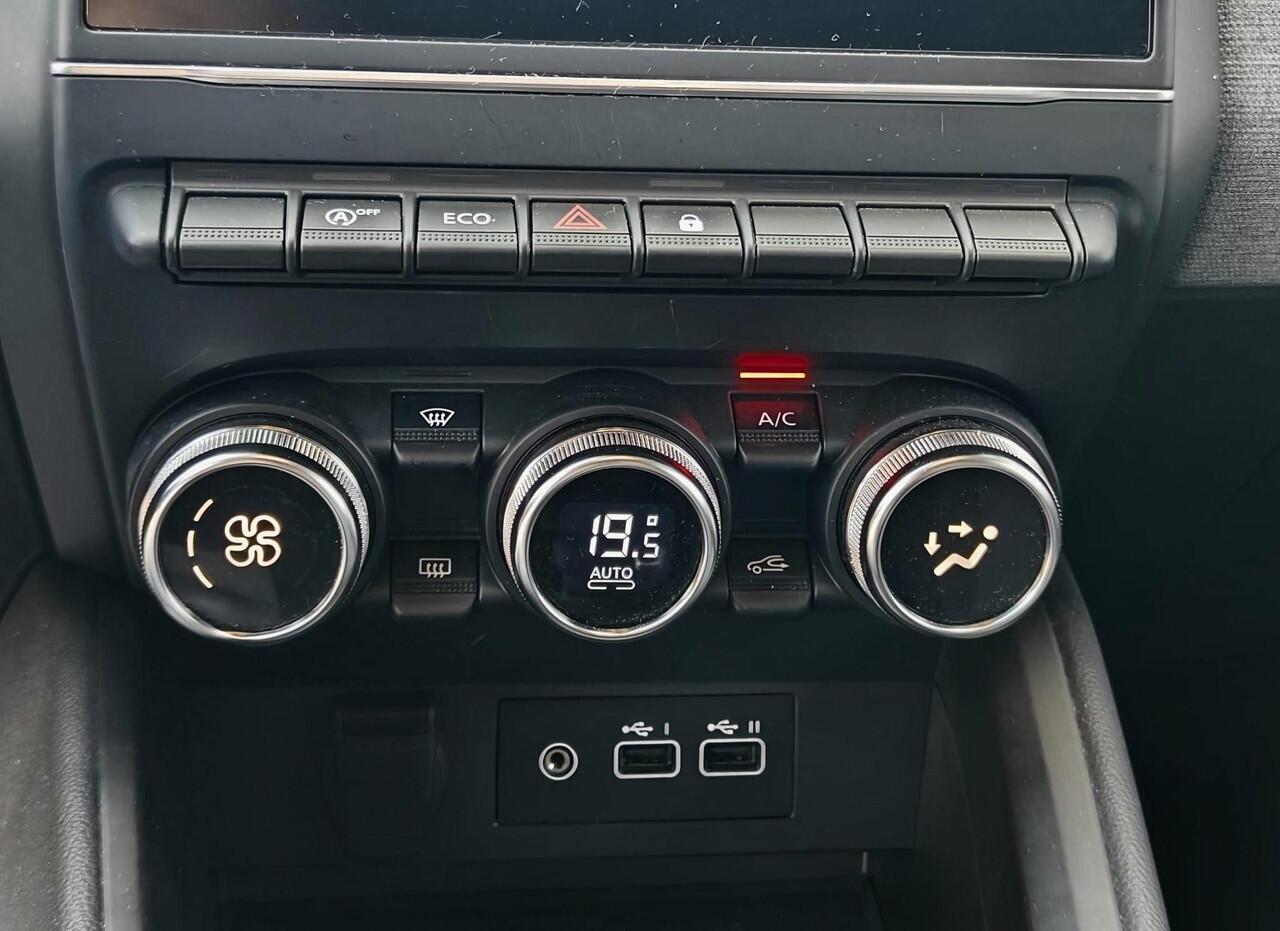 Mitsubishi COLT 1.0T MT Intense | 8 Jaar Fabrieksgarantie | Achteruitrijcamera | Parkeersensoren V+A | Apple CarPlay / Android Auto