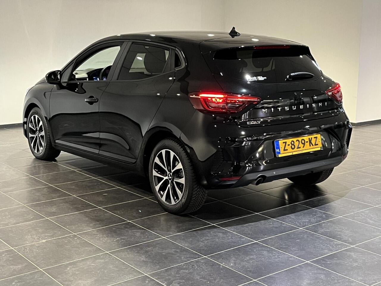 Mitsubishi COLT 1.0T Intense Apple carplay/ Android auto | All weather banden | Achteruitrijcamera |