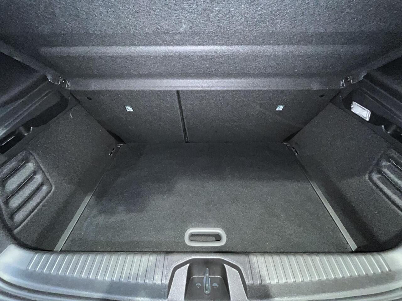 Mitsubishi COLT 1.0T Intense Apple carplay/ Android auto | All weather banden | Achteruitrijcamera |