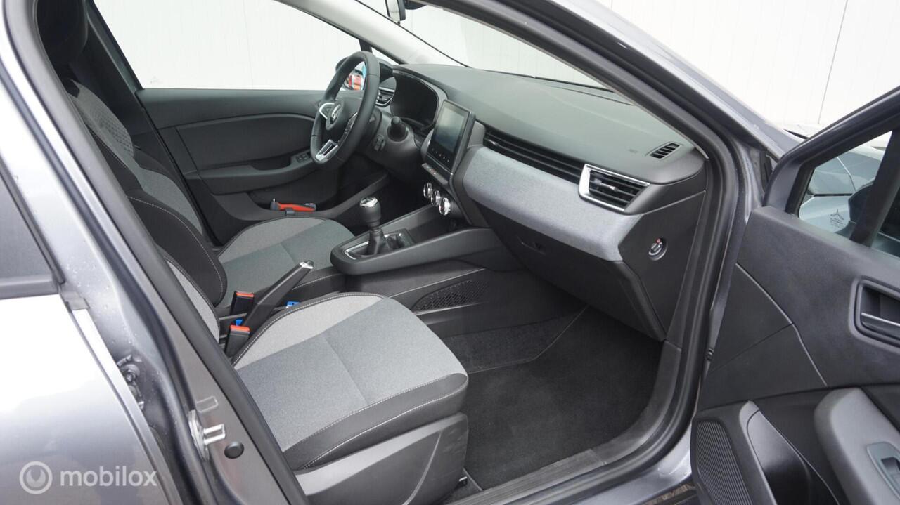 Mitsubishi COLT 1.0T MT Intense Apple Carplay/Android Auto | Cruise Control | Climate Control