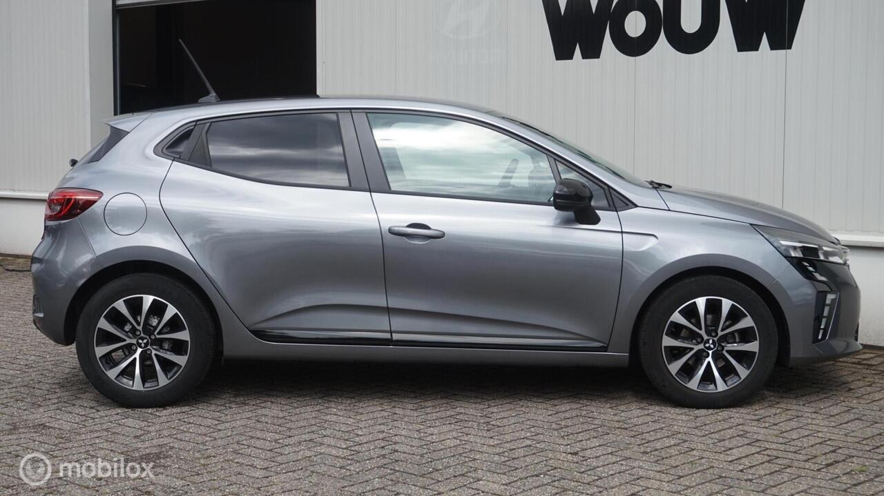 Mitsubishi COLT 1.0T MT Intense Apple Carplay/Android Auto | Cruise Control | Climate Control