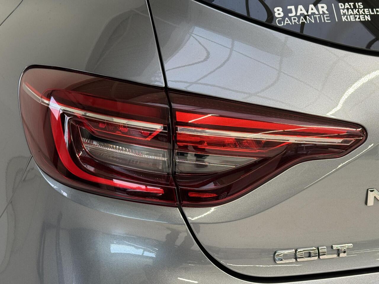 Mitsubishi COLT 1.0T MT Intense | Achteruitrijcamera | Apple CarPlay / Android Auto | Parkeersensoren V+A | All-Season banden |