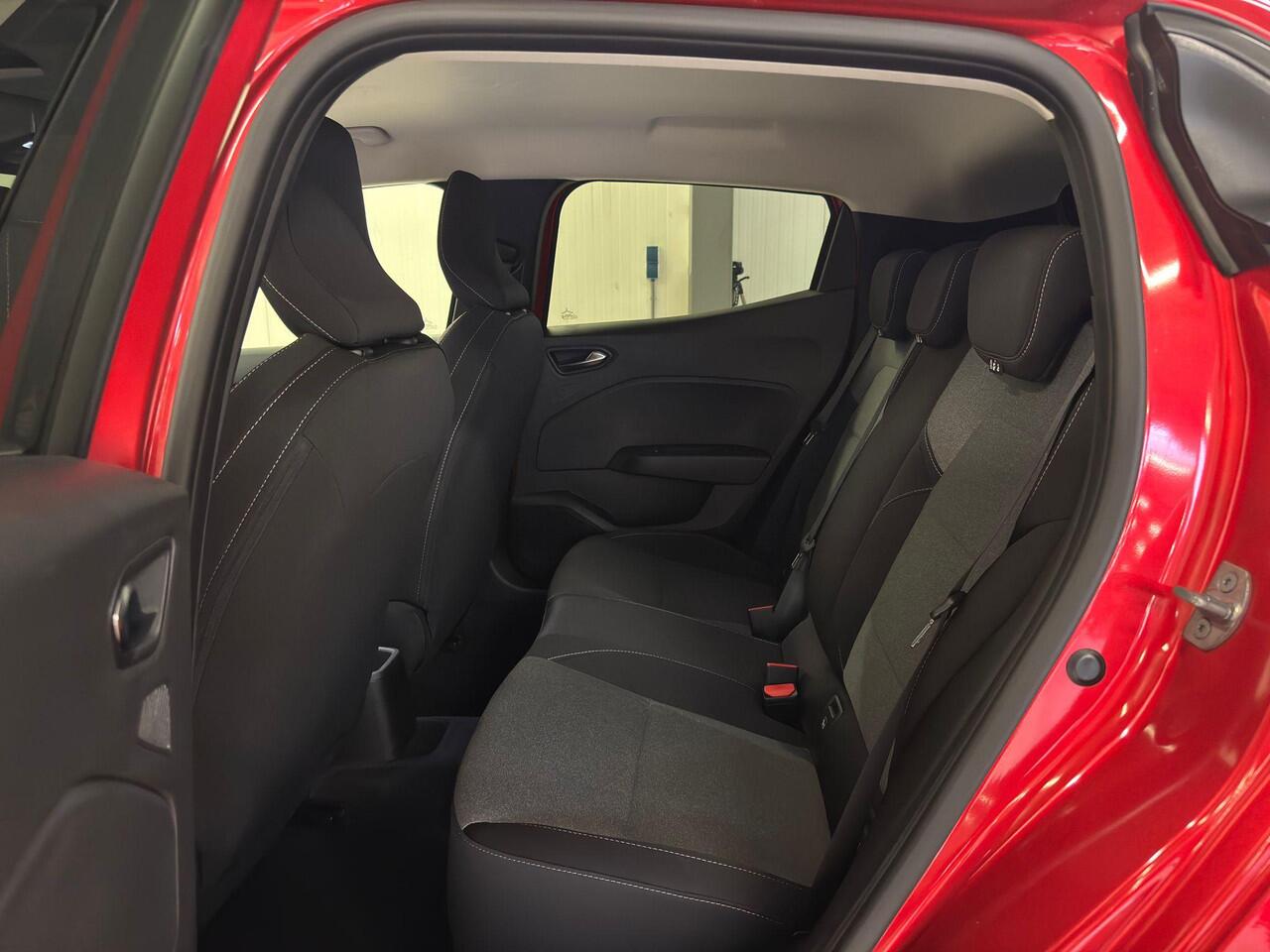 Mitsubishi COLT 1.0T MT Intense | Apple CarPlay / Android Auto navigatie | Achteruirijcamera | Parkeersensoren |