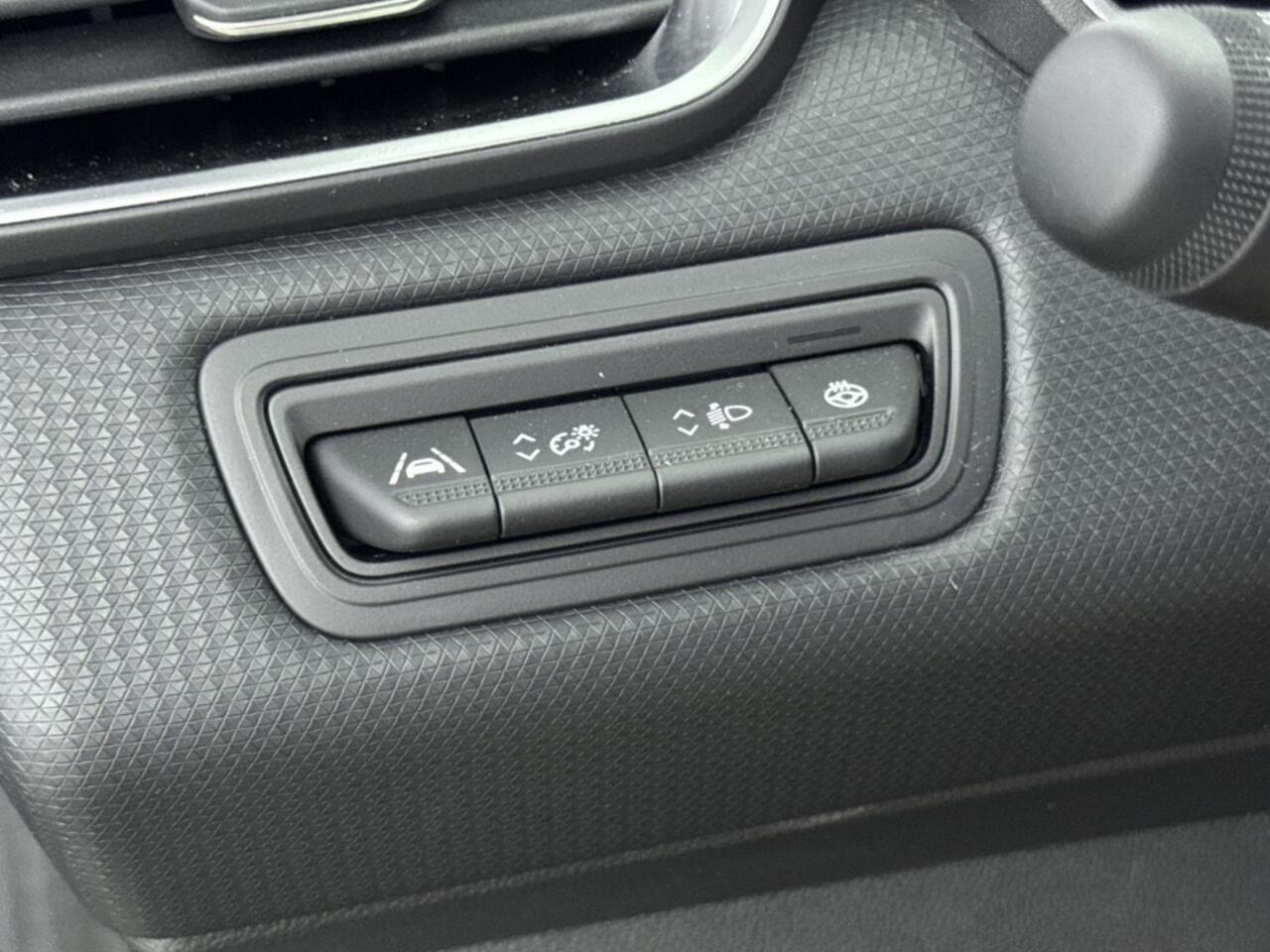 Mitsubishi COLT 1.0T MT Instyle | Inklapbare Trekhaak | 360° Camera | BOSE