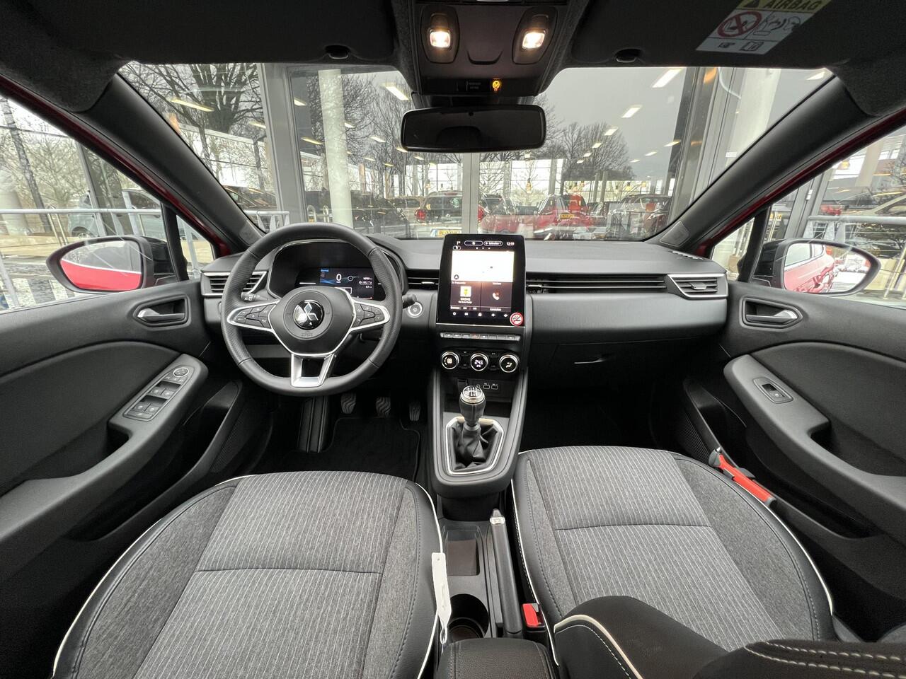 Mitsubishi COLT 1.0T MT First Edition | Navigatie | Stoel- en Stuurverwarming | Adaptieve Cruise Control | FABRIEKSGARANTIE TOT 04-2032!