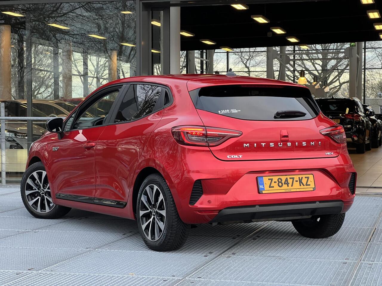 Mitsubishi COLT 1.6 HEV Intense Automaat 143PK | Navigatie via Carplay/Android | Cruise Control | Fabrieksgarantie T/M 30-04-2032