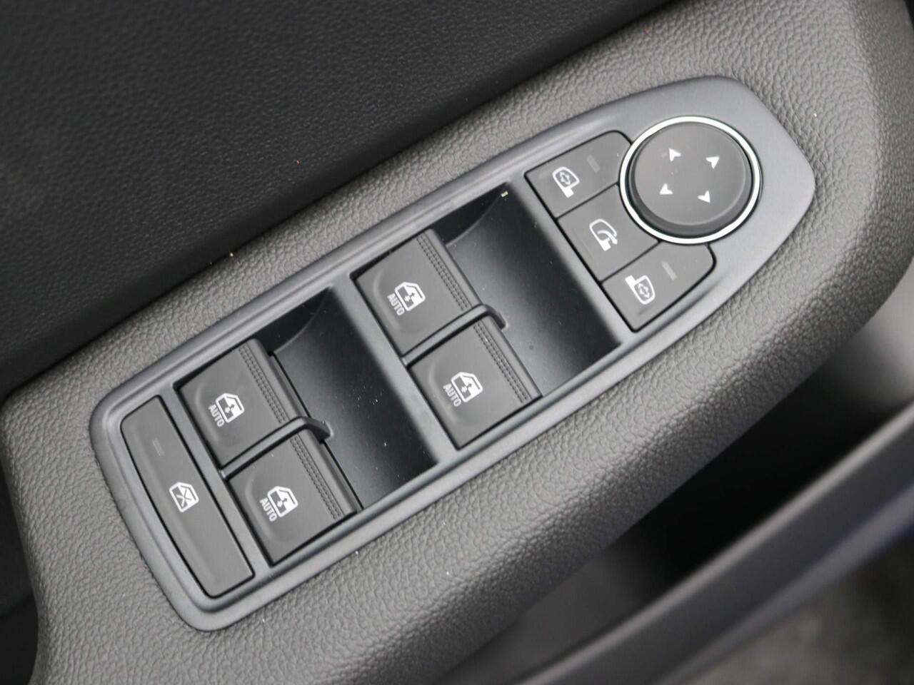 Mitsubishi COLT 1.6 HEV Intense / ¤3000,- Voordeel Op Nieuwprijs / Rijklaarprijs / Direct Leverbaar