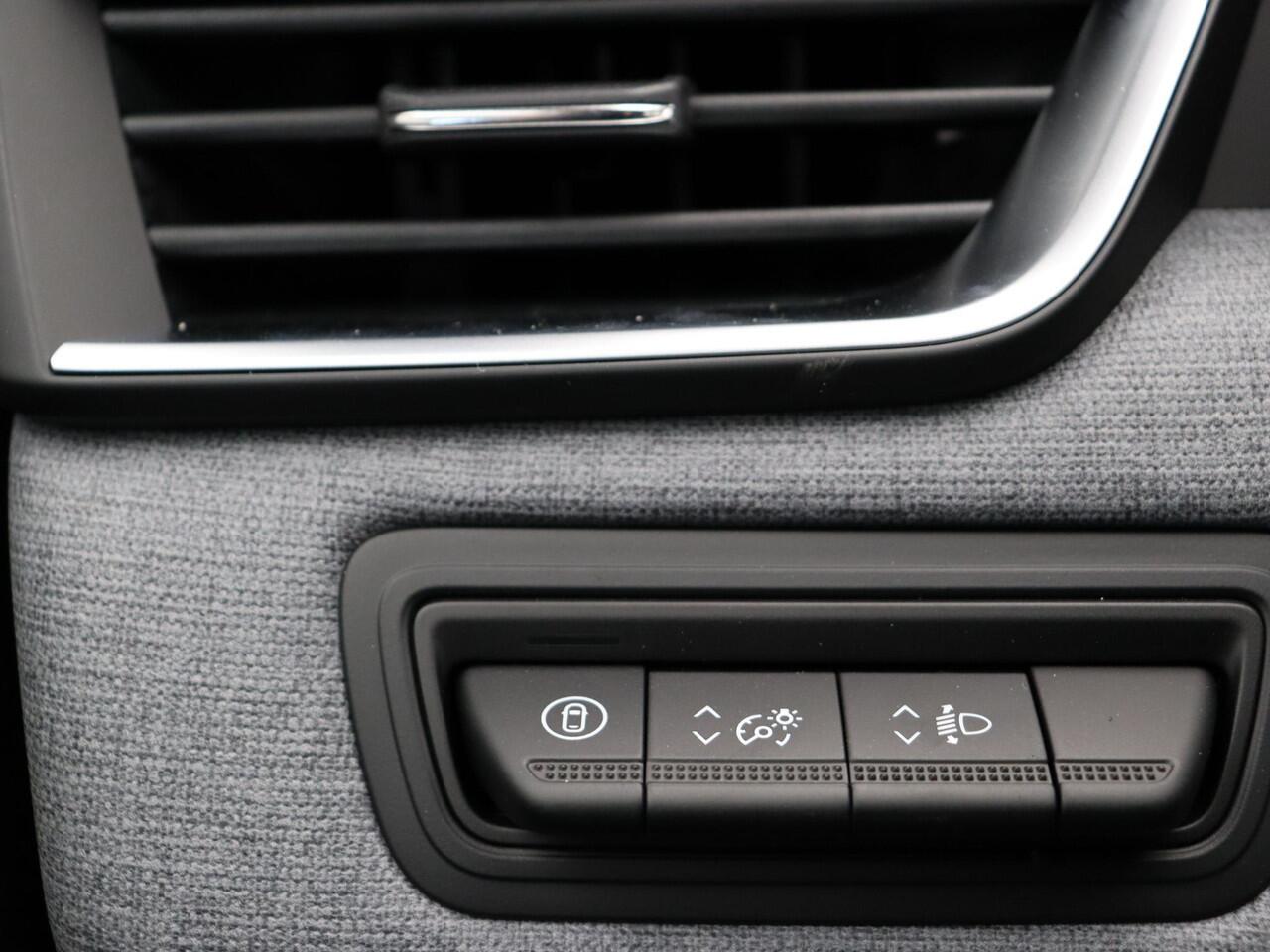 Mitsubishi COLT 1.0T 90pk Intense | 8 jaar garantie | Achteruitrijcamera | Lichtmetalen velgen | Parkeersensoren voor/achter |