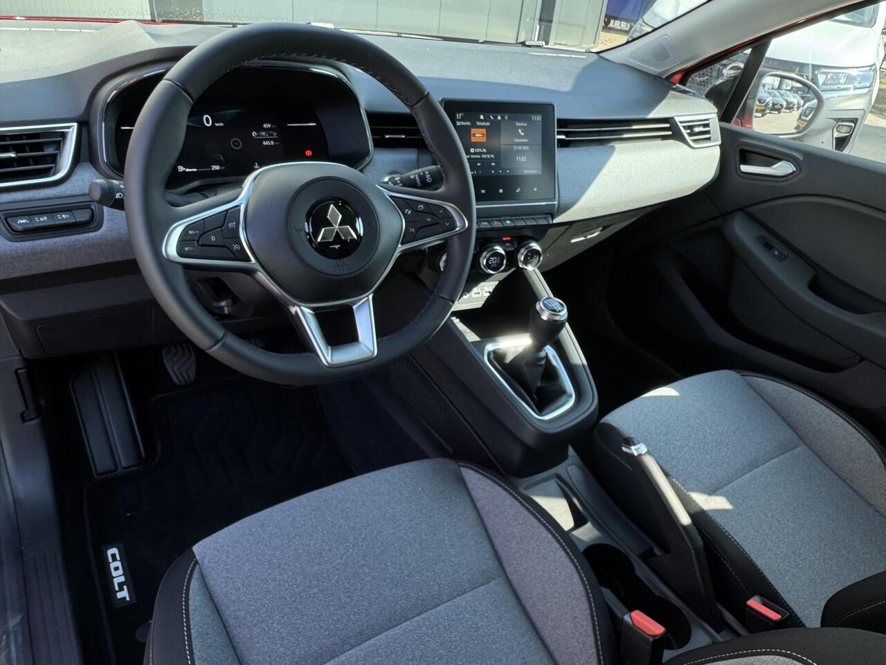 Mitsubishi COLT 1.0T MT Intense