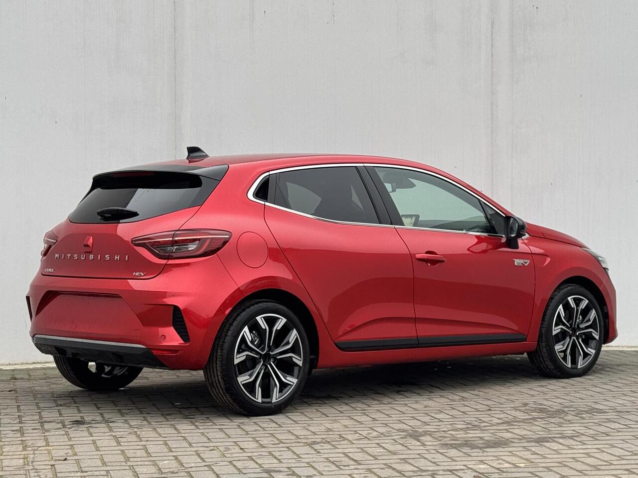 Mitsubishi COLT 1.6 HEV Instyle / ¤2500,- Voordeel Op Nieuwprijs / Rijklaarprijs / Direct Leverbaar