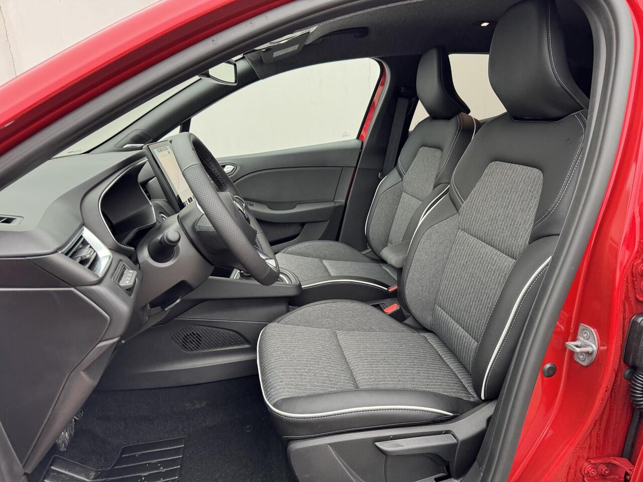 Mitsubishi COLT 1.6 HEV Instyle / ¤2500,- Voordeel Op Nieuwprijs / Rijklaarprijs / Direct Leverbaar