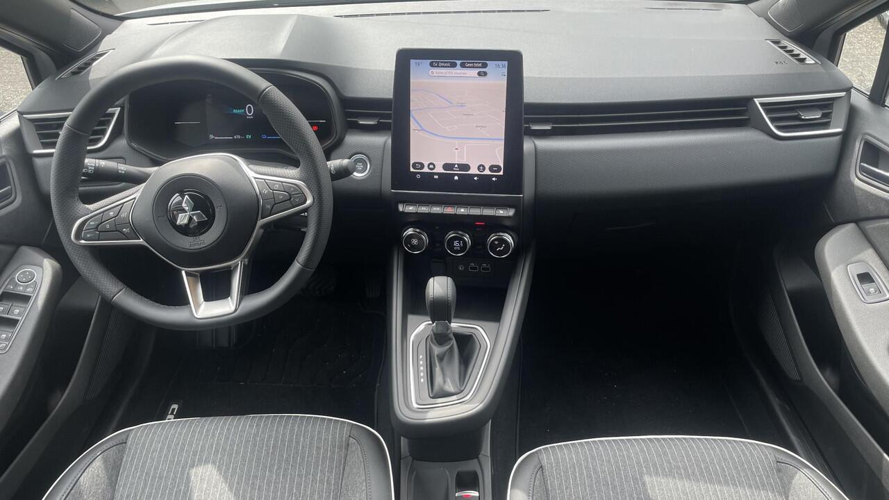 Mitsubishi COLT 1.6 HEV First Edition Navigatie