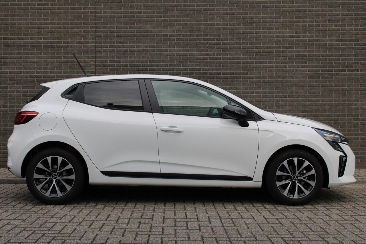 Mitsubishi COLT 1.0T MT Intense Cruise/Climate control, 16"LM velgen, Camera, Apple carplay/Android auto, Parkeersensoren V+A