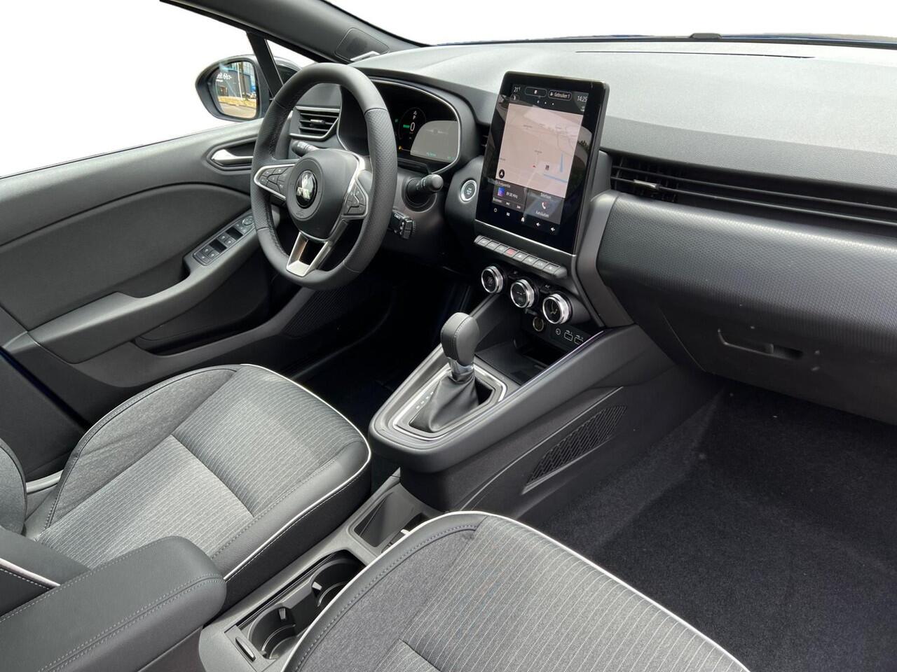 Mitsubishi COLT 1.6 HEV Instyle | 2.500 EURO KORTING | SNEL LEVERBAAR | 8 JAAR GARANTIE |