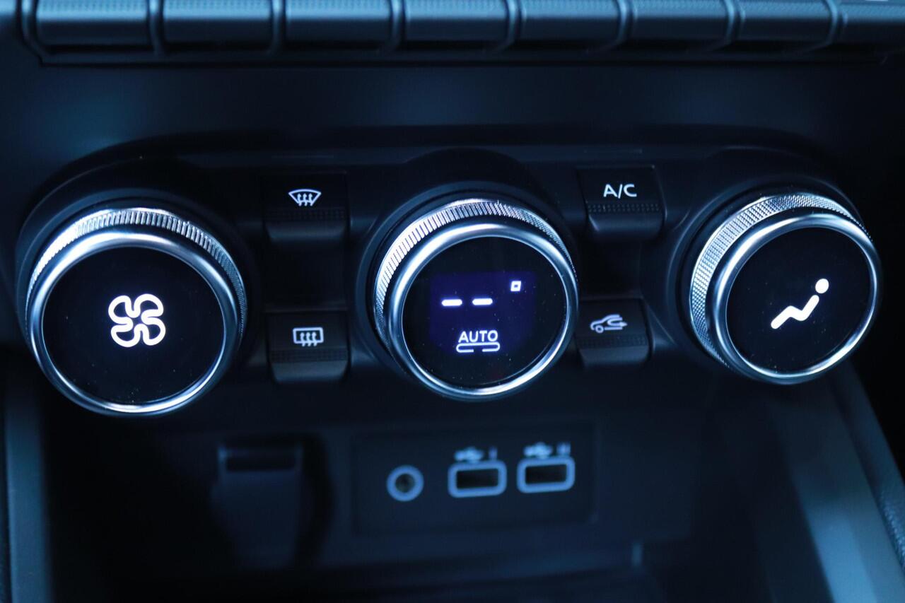 Mitsubishi COLT 1.6 HEV Intense+ Clima/Navi/Camera