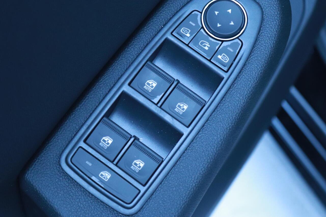 Mitsubishi COLT 1.6 HEV Intense+ Clima/Navi/Camera