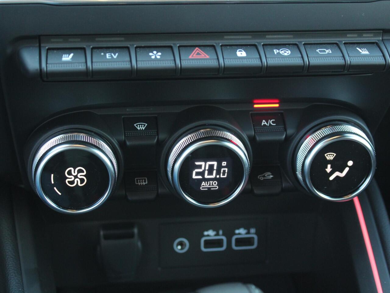 Mitsubishi COLT 1.6 HEV Instyle / ¤2500,- Voordeel Op Nieuwprijs / Rijklaarprijs / Direct Leverbaar /