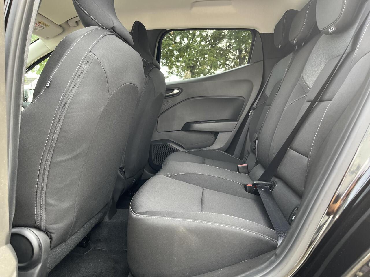 Mitsubishi COLT 1.0T MT Intense