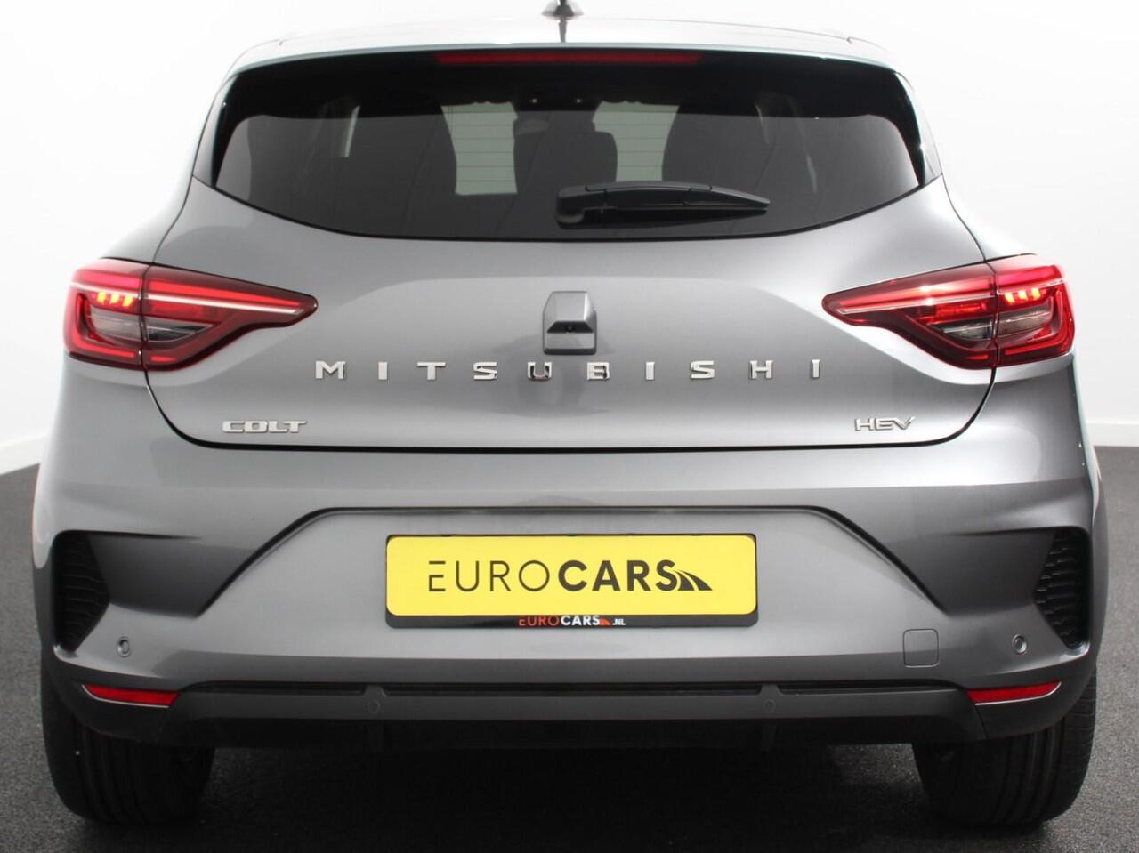 Mitsubishi COLT 1.6 HEV Automaat Intense Navigatie d.m.v. Apple Carplay/Android Auto Camera Climate Control Cruise Control Lichtmetalen velgen Extra Getint Glas Digitale Cockpit