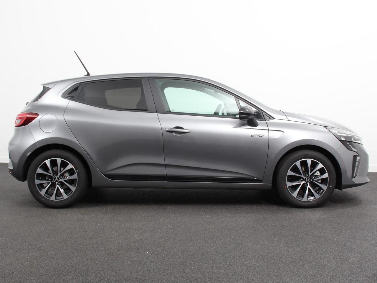 Mitsubishi COLT 1.6 HEV Automaat Intense Navigatie d.m.v. Apple Carplay/Android Auto Camera Climate Control Cruise Control Lichtmetalen velgen Extra Getint Glas Digitale Cockpit