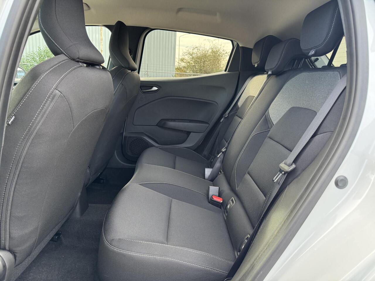 Mitsubishi COLT 1.6 HEV Intense