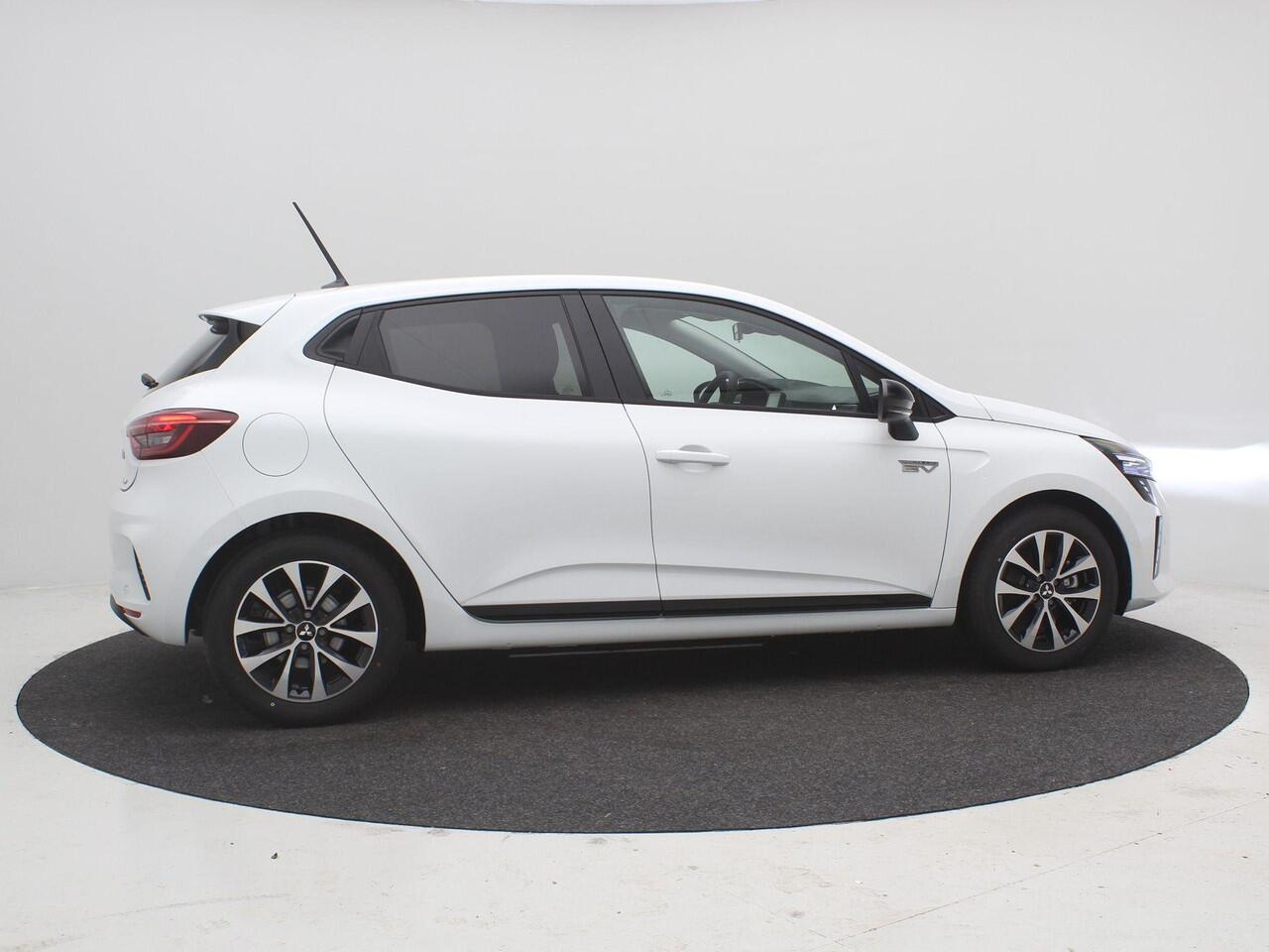 Mitsubishi COLT 1.6 HEV Intense / ¤3000,- Voordeel Op Nieuwprijs / Rijklaarprijs / Direct Leverbaar / 8 Jaar Fabrieksgarantie /