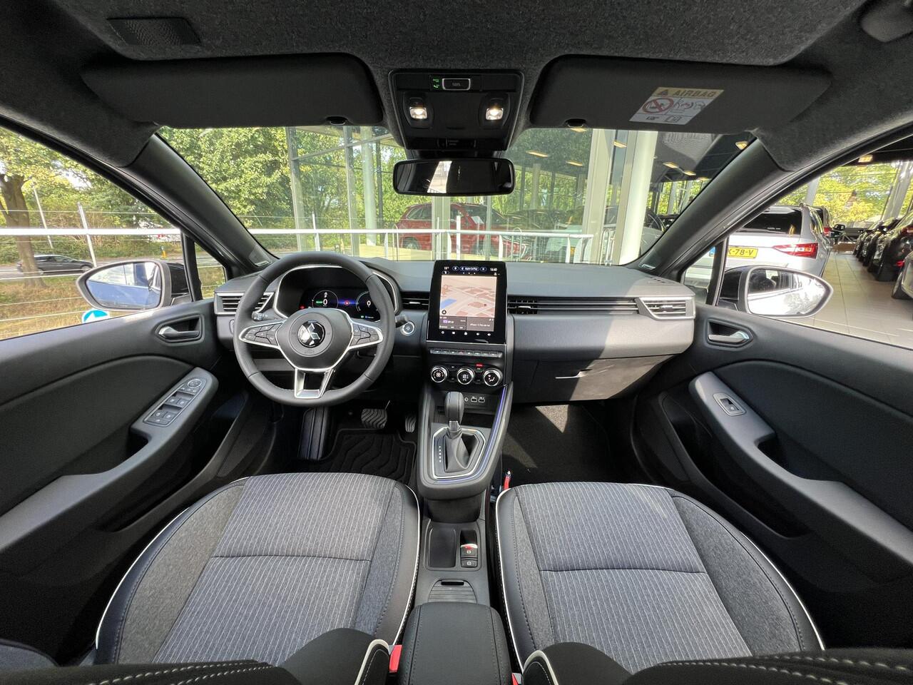 Mitsubishi COLT 1.6 HEV Instyle 143PK | DEMO