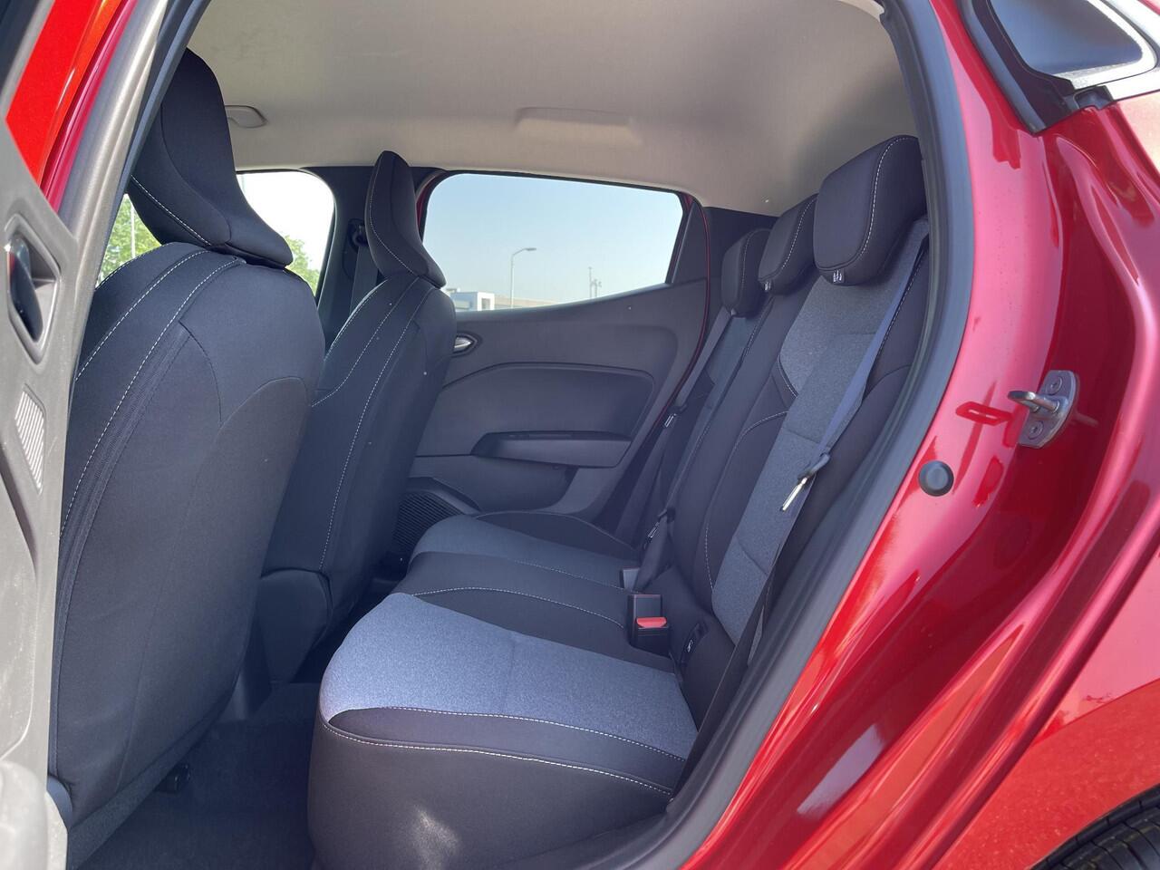 Mitsubishi COLT 1.0T MT Intense