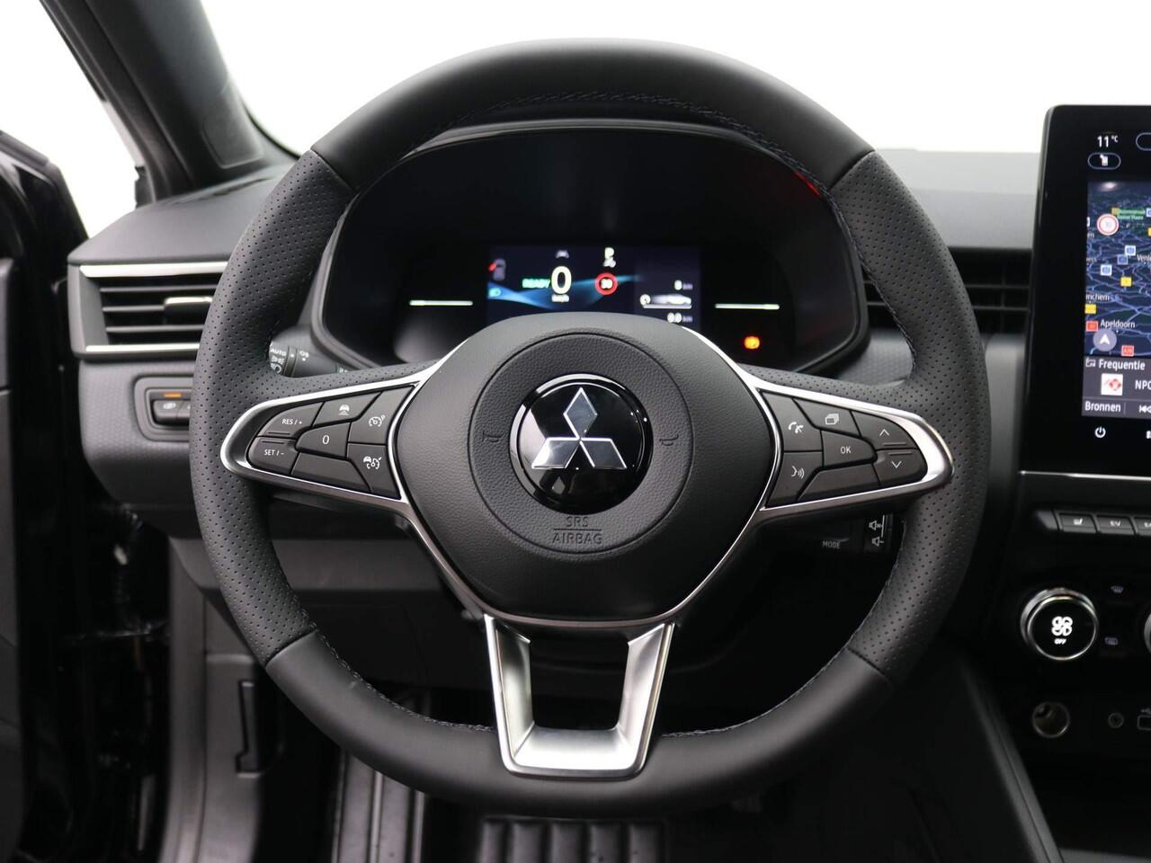 Mitsubishi COLT 1.6 HEV Intense+ / ¤4000,- Voordeel Op Nieuwprijs / Rijklaarprijs / Direct Leverbaar / 17" lichtmetalen velgen / Navigatie / Apple CarPlay/Android Auto / Achteruitrijcamera / Stoelverwarming /