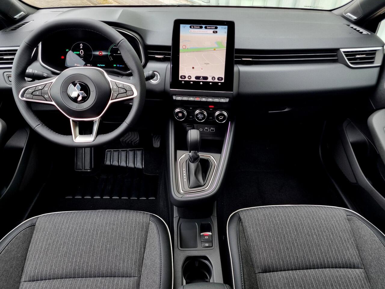 Mitsubishi COLT 1.6 HEV Intense+ / ¤3700,- Voordeel Op Nieuwprijs / Rijklaarprijs / Direct Leverbaar / 8 Jaar Fabrieksgarantie /