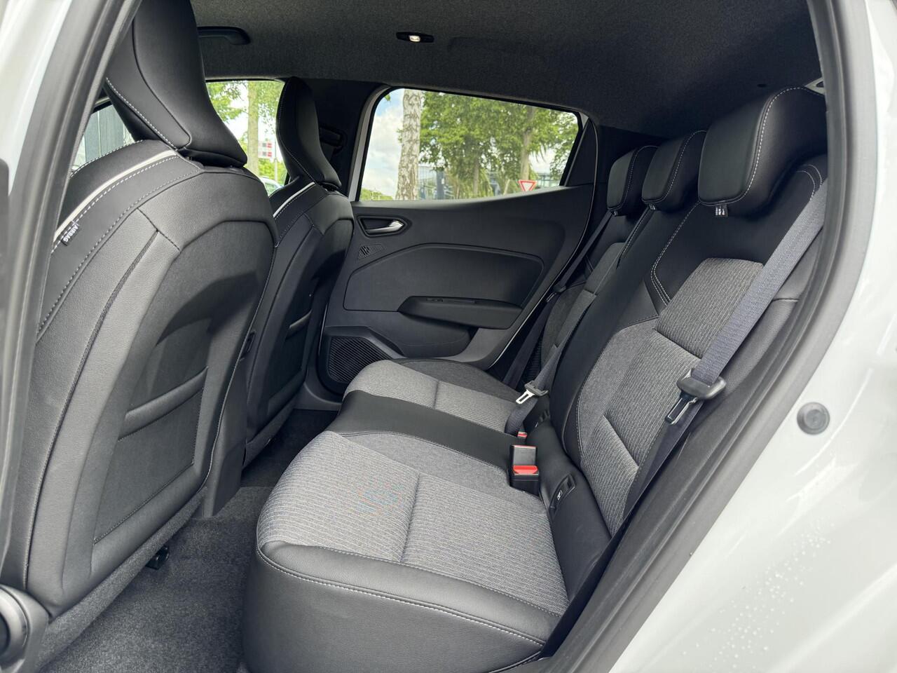 Mitsubishi COLT 1.6 HEV Instyle