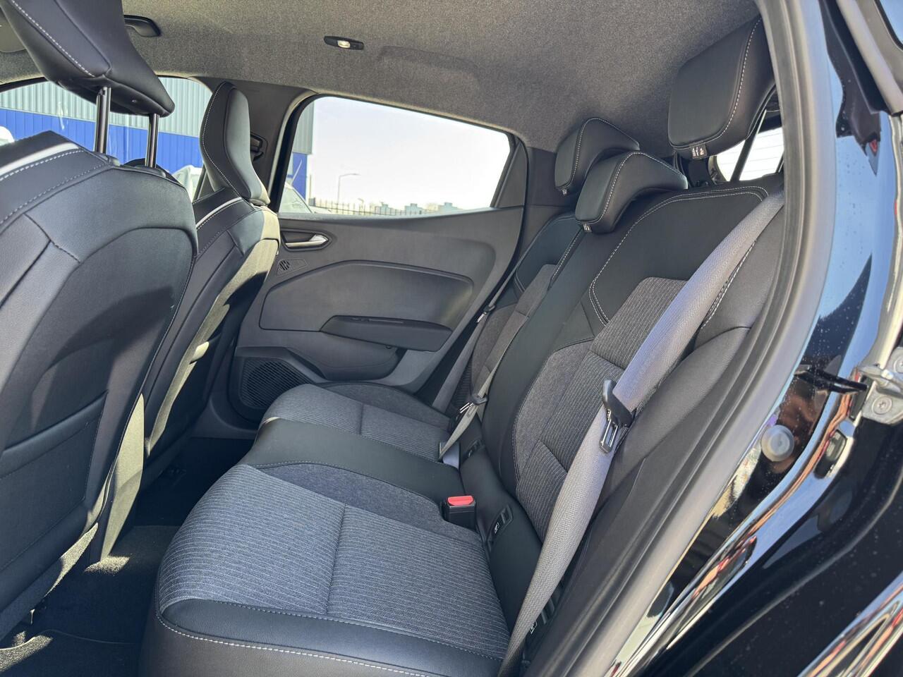 Mitsubishi COLT 1.6 HEV Instyle