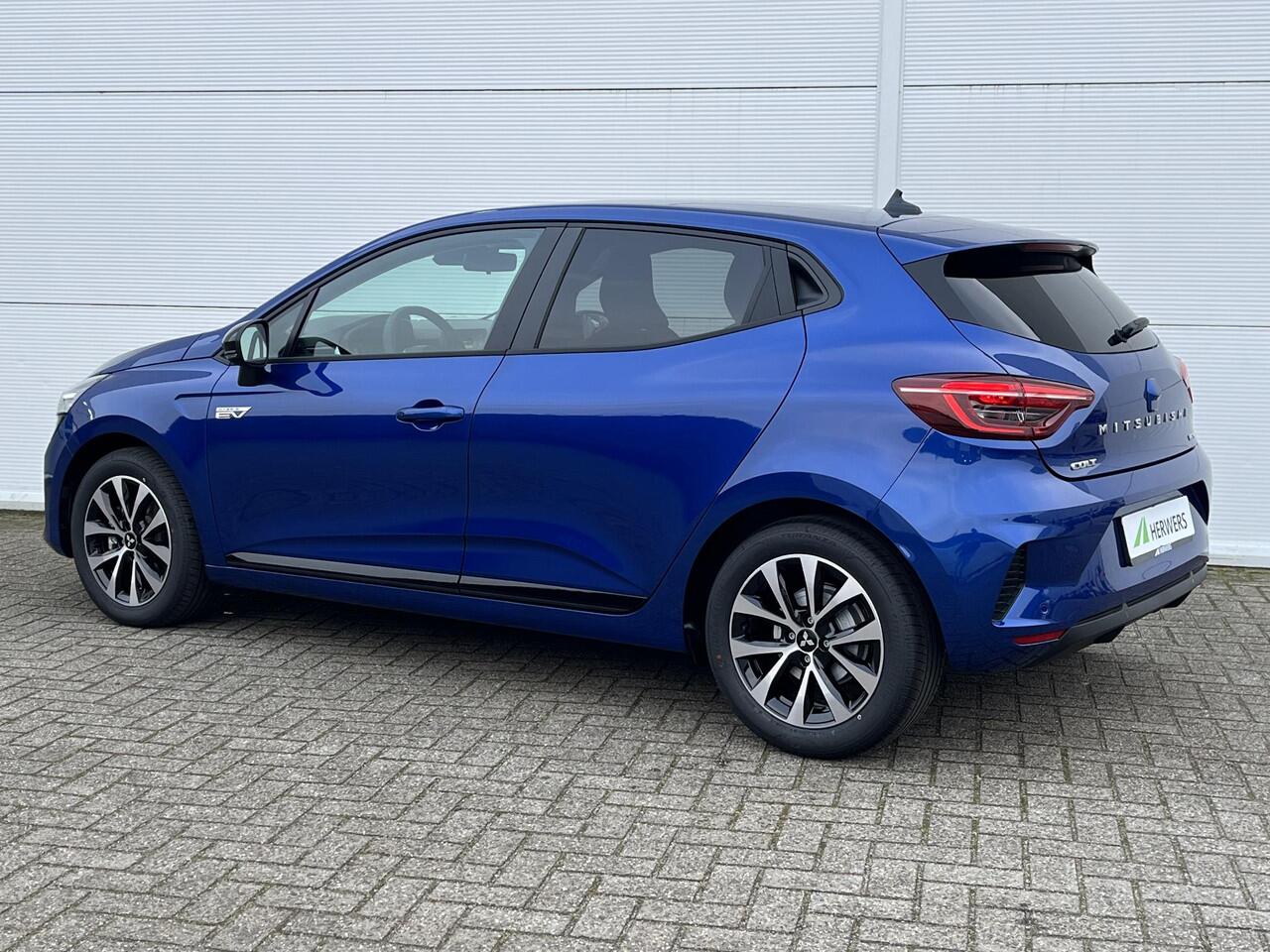 Mitsubishi COLT 1.6 HEV Intense / ¤3600,- Voordeel Op Nieuwprijs / Rijklaarprijs / Direct Leverbaar / 8 Jaar Fabrieksgarantie /